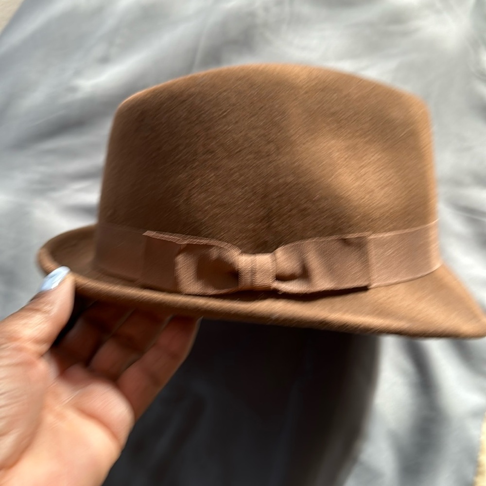 Brown/Camel wool hat